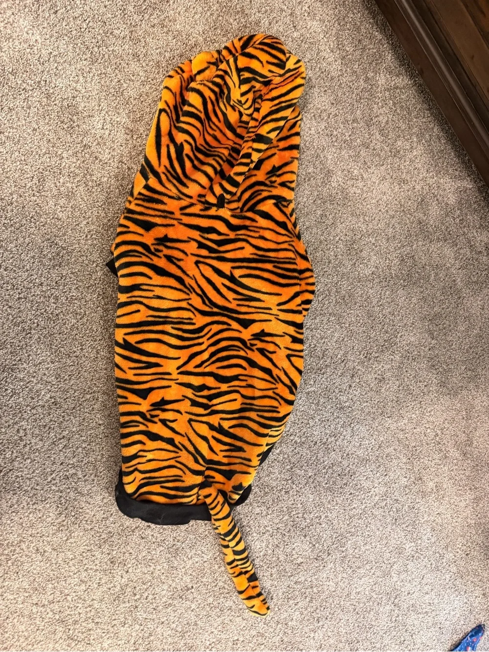 Tiger Print Orange Hooded dog costume (Halloween costume for Tigger) LARGE